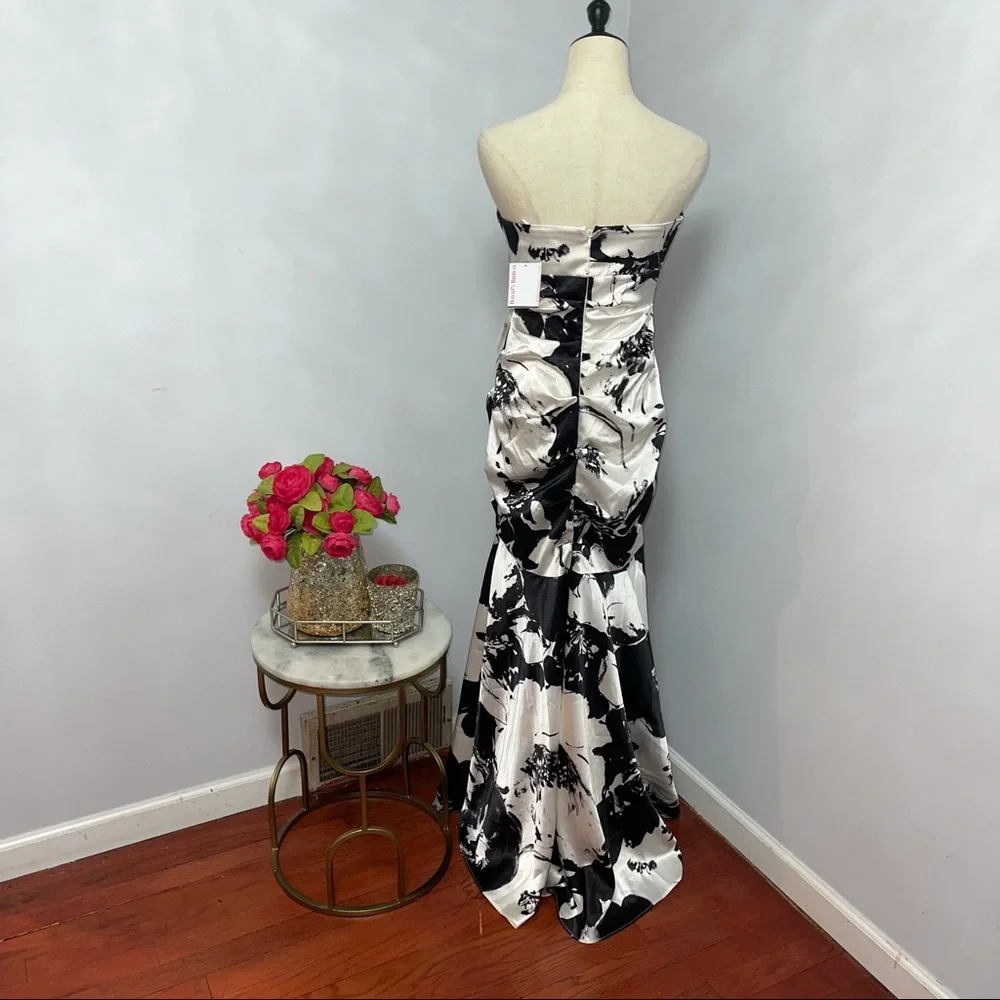 # Davids Bridal Strapless Sequined Chest Black & White Gown / Maxi Dress Size 7 - Picture 9 of 17